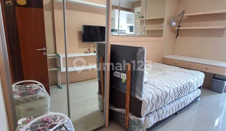 Disewakan Apartemen Gunawangsa Merr Furnish 2