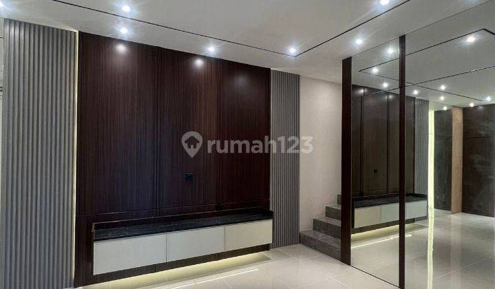 Jual Rumah Baru Semi Furnish + Interior  Babatan Pantai Surabaya 2