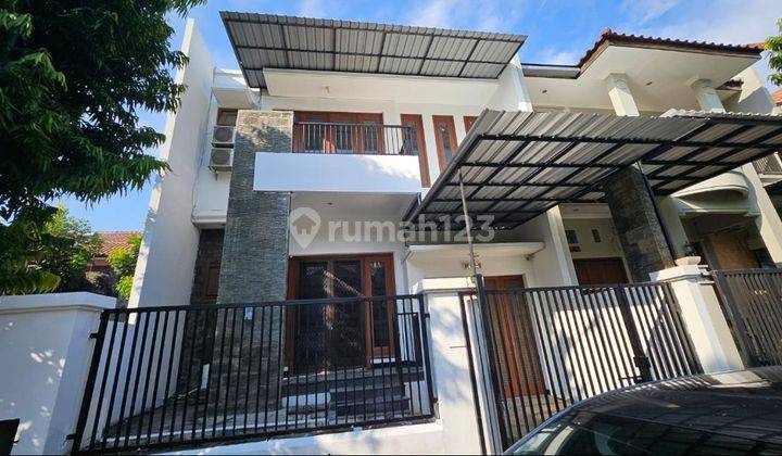 Disewakan Semi Furnish Rumah Graha Family Surabaya Barat 1