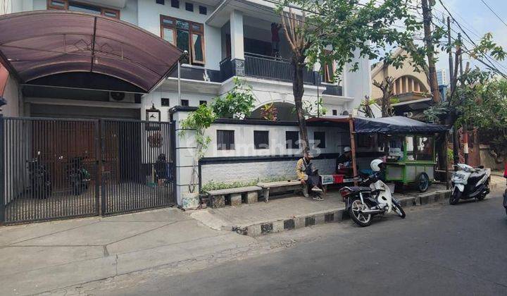 Dijual Rumah Siap Huni Di Raya Manyar Bisa Untuk Usaha 1