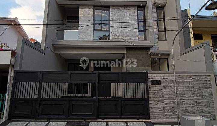 Rumah 2 Lantai Mulyosari New Gress Shm Dekat Pakuwon City Mall 1