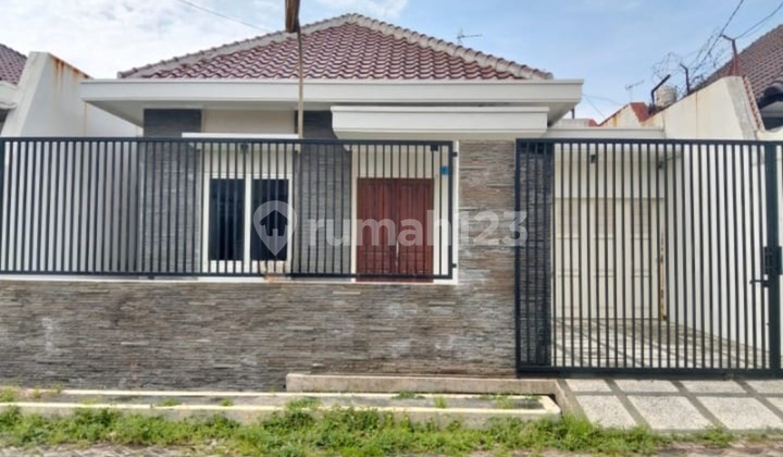 Dijual Rumah Manyar Tirtoyoso Surabaya Timur