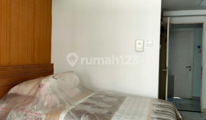 For Rent: Berkeley Apartment, Ciputra University, Citraland For Rent: Berkeley Apartment, Ciputra University, Citraland