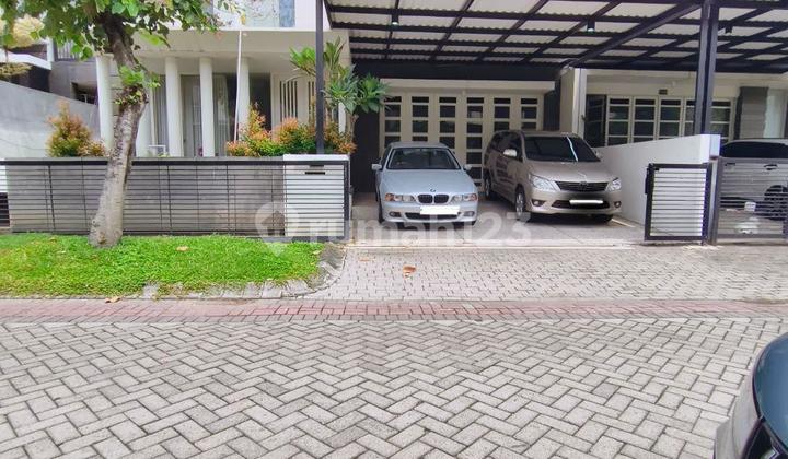 For Rent: House in Graha Famili, West Surabaya