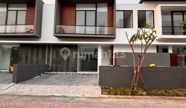 Dijual Rumah Baru Gress Dian Istana , Surabaya Barat