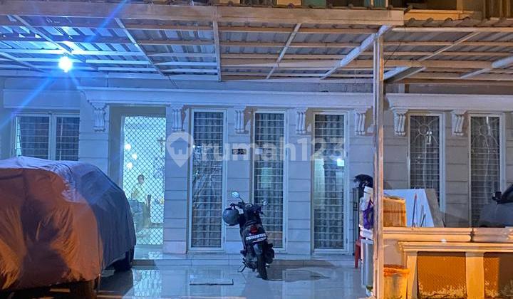 Disewakan Rumah 2 Lantai Full Furnish,eastcoast Park Pakuwon City