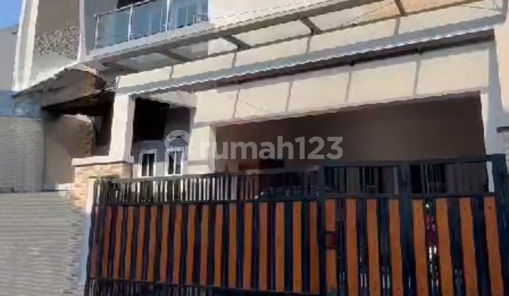 Dijual Rumah Cantik 2½ Lantai Lokasi Pejaten Barat (jakarta Selatan) 