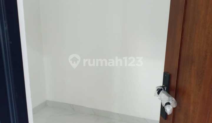 For Sale New Ready-to-Occupy House in Kencana Loka BSD 2