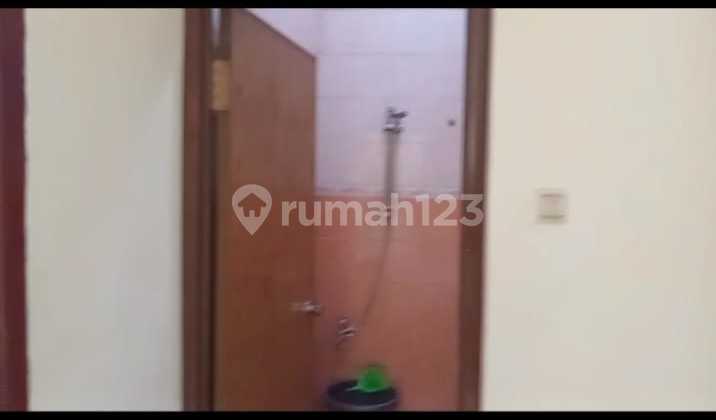 Dijual Rumah Lokasi Strategis Di Bsd Nusaloka 2