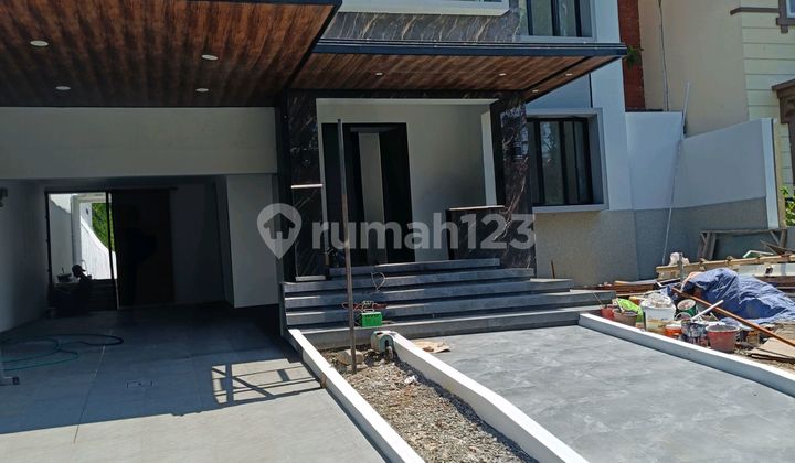 Dijual Rumah Mewah 2 Lantai Daerah Bsd 1