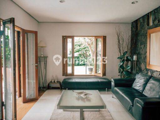 Rumah 3 Lantai Semi Furnishhed di Resor Dago Pakar, Bandung 2