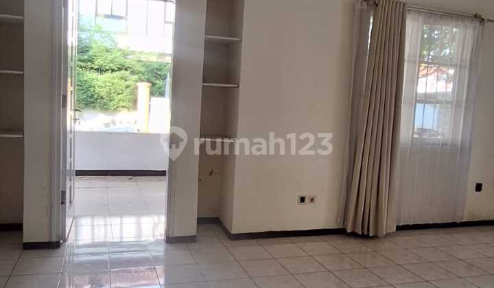 TERMURAH ! Rumah Hook Murah Meriah di Kota Baru Parahyangan! 2