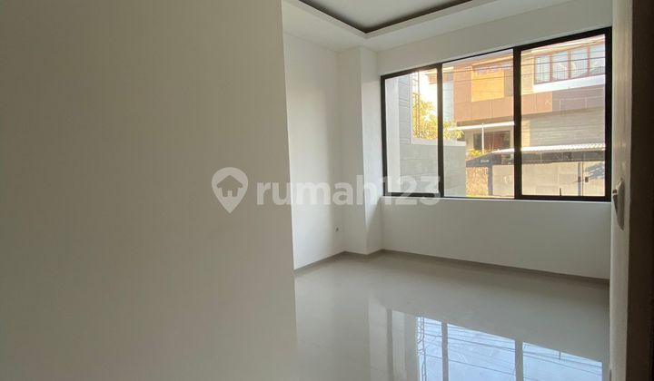 Rumah Minimalis Modern di Mekarwangi - Siap Huni & Lokasi Strategis! Rumah Minimalis Modern di Mekarwangi - Siap Huni & Lokasi Strategis!