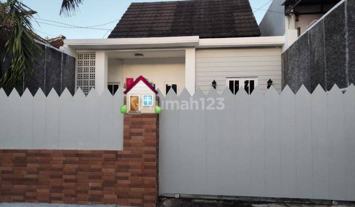 For Sale American Style Minimalist House in Jimbaran, Comfortable Classy Residence Dy 1