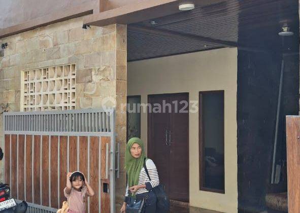 DISEWAKAN RUMAH 2 LANTAI – NYAMAN DI RENON, faz 1