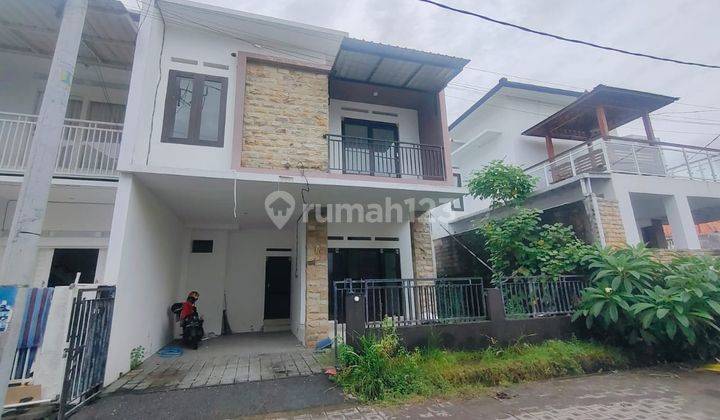 Disewakan Rumah Minimalis 2 Lantai Di Renon, Denpasar. Btiyd 2