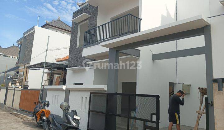 For Sale Modern 2 Storey House in Kesiman New Comfortable Residence Faz 1