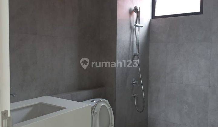 Disewakan Apartemen Lloyd Semi Furnished 2 Bedroom Alam Sutera 2