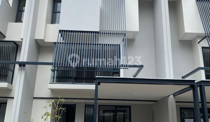Disewakan Rumah Kawasan BSD Rapi dan Bagus! Full Furnished