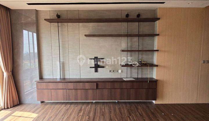 Apartemen Lloyd Full Furnished Bagus 2