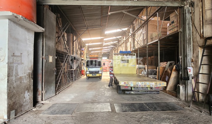 Dijual Gudang Plus Ruang Kantor Pulogadung Bagus Kosongan Luas 