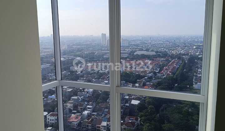 For Quick Sale Apartment in Sedayu City, Klp Gading, North Jakarta.