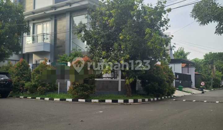 Dijual Rumah2,5 Lantai Di.pulo Mas Jkt Timur