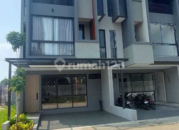 For Sale Brand New Exclusive Townhouse Di Cilandak Jkarta Selatan 2