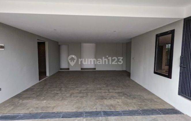 Rumah mewah di Kemang Jakarta Selatan 3 Lt  + swimming pool  2