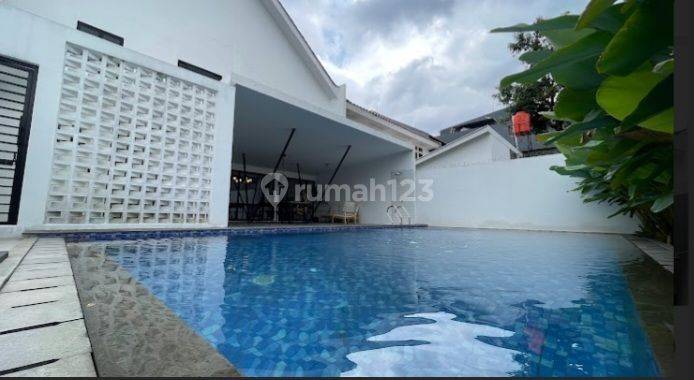 Rumah mewah di Cipete Jakarta Selatan
 + swimming pool       2