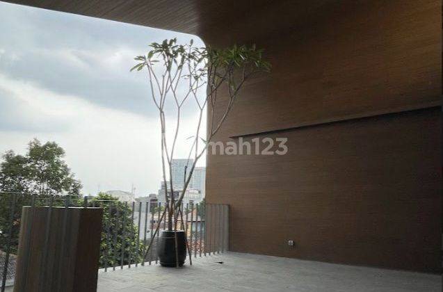 Rumah di Kemang Jakarta Selatan 3 Lantai Bagus 2