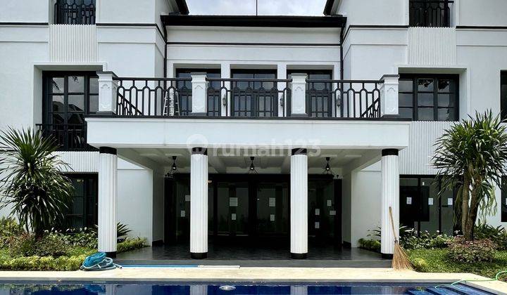 Turun Harga Rumah Mewah Furnish + pool  di Kemang Jakarta Selatan 2