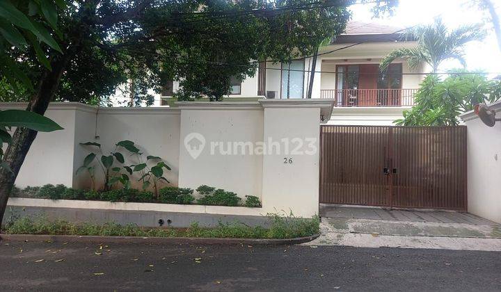 For Rent Rumah Mewah 2 Lantai + sw pool di Kemang Jakarta Selatan 2