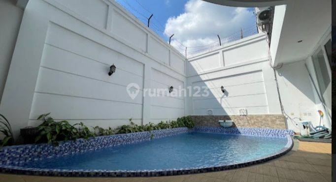 For Rent Rumah Mewah 2 Lt +private Pool Di Kemang Jakarta Selatan 2