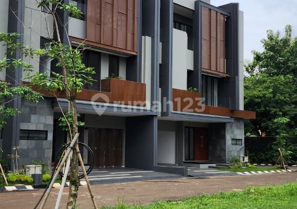 For Sale Rumah Dalam Townhouse 3 Lt Di Pancoran Jakarta - Selatan For Sale Rumah Dalam Townhouse 3 Lt Di Pancoran Jakarta - Selatan