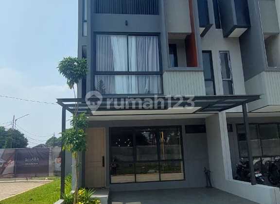 For Sale Brand New Exclusive Townhouse Di Cilandak Jkarta Selatan
