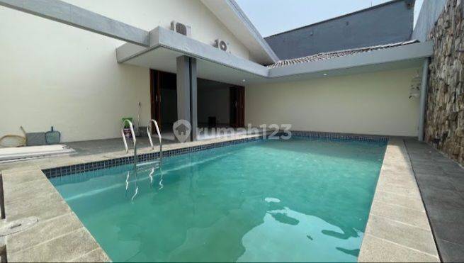 For Rent Rumah Mewah + Private Pool Di Kemang Jakarta - Selatan 1