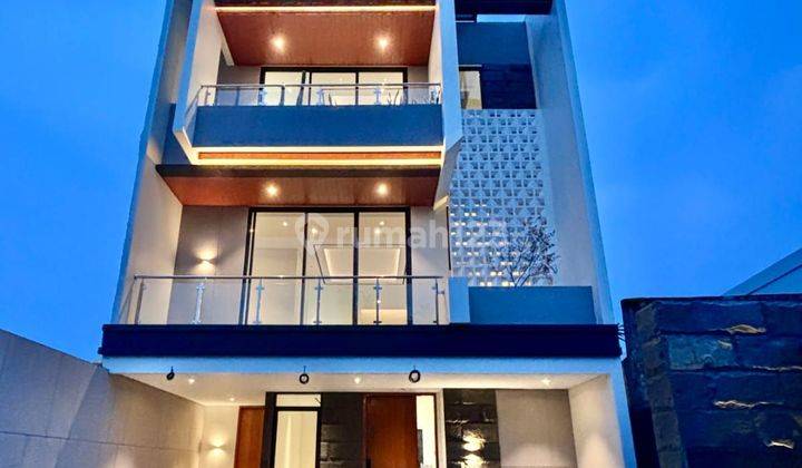 Turun Harga Rumah Mewah 3 Lt + Pool + Rooftop Di Kemang Jak - Sel 2