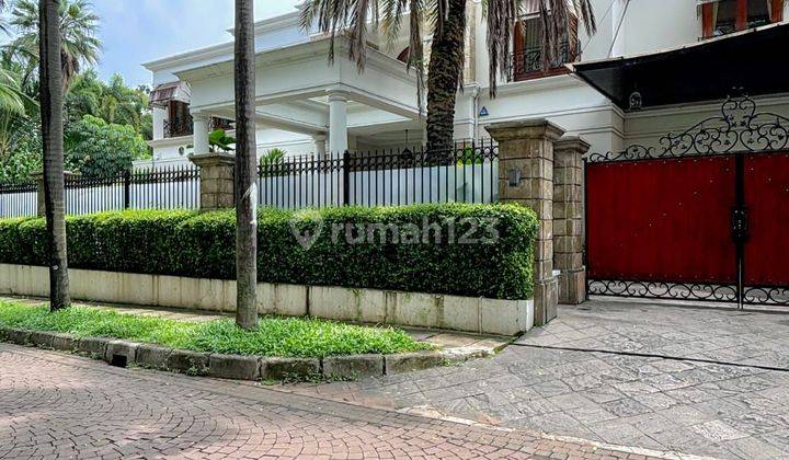 For Sale Rumah Mewah 2 Lantai Siap Huni di Menteng Jak - Pus  1