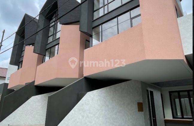 For Sale Rumah 3 Lt + Private Pool Di Kemang Jakarta - Selatan 1