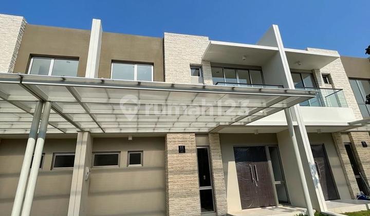 Disewakan Cepat Rumah 3 Kamar dengan 4 AC Gorden PIK 2 Dekat Akses Tol