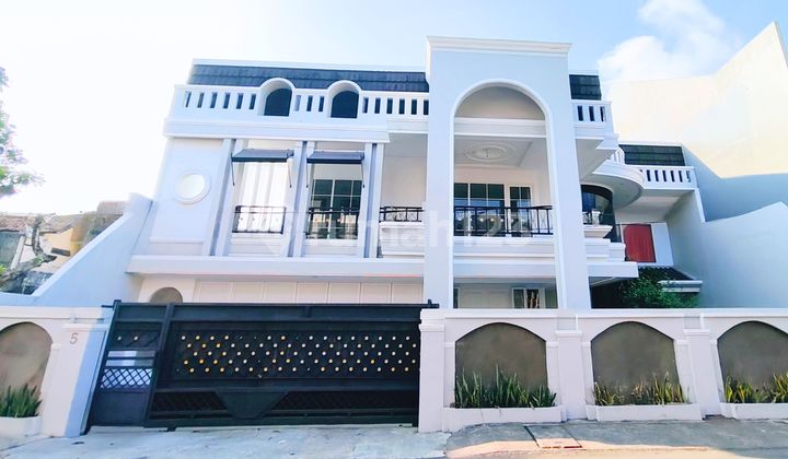 Rumah Mewah Klasik 5 Kamar Tidur - Gatot Subroto, Denpasar 2