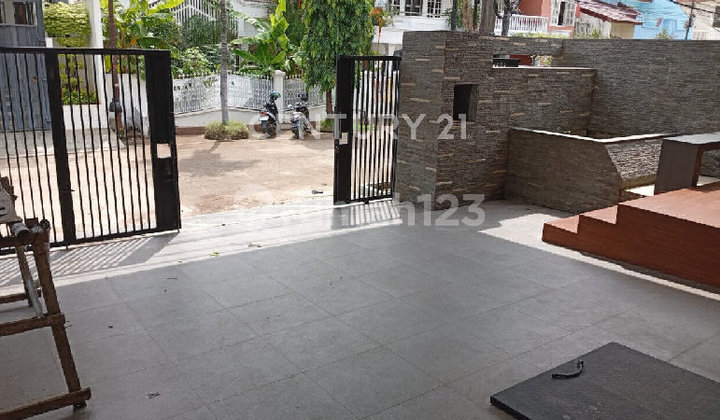 New Brand Beautiful House in Kelapa Gading