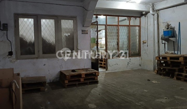 Dijual / Disewakan Rumah 2 Lantai Di Penjagalan Jakarta Utara