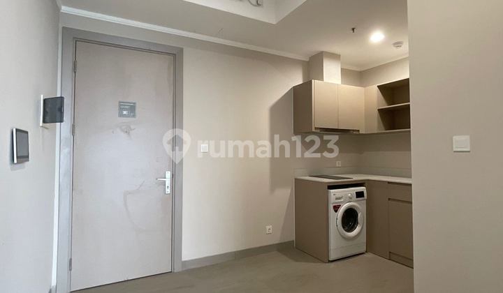 Apartemen Menara Jakarta Kemayoran 1BR Semi Furnish