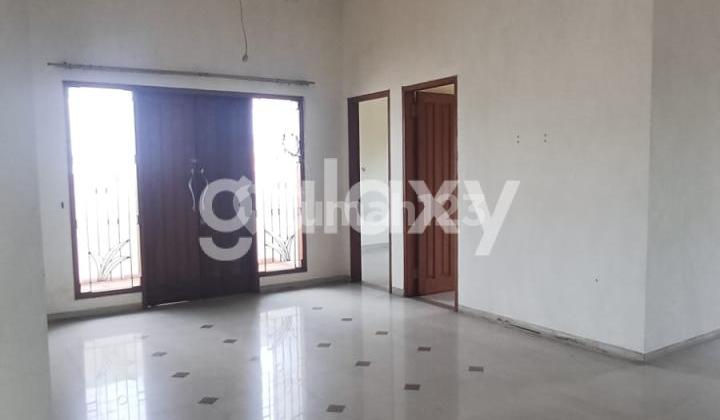 Rumah & Ruang Usaha di Halmahera Ii, Karangtempel, Semarang Timur 1