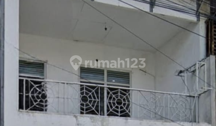 Ruang Usaha di Pecinan Semarang 2