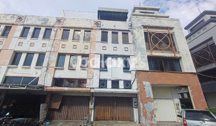 Ruko Tengah Kota Surabaya, Jagir Wonokromo, Mangga Dua Surabaya. Ada Lift Barang Ruko Tengah Kota Surabaya, Jagir Wonokromo, Mangga Dua Surabaya. Ada Lift Barang