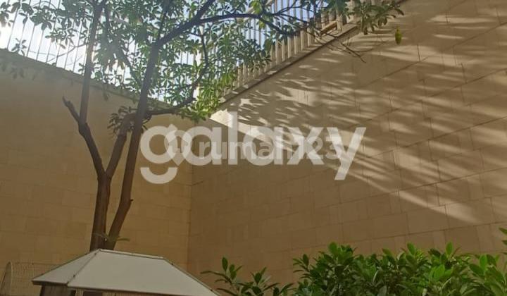 For Sale: Luxury House in Central Surabaya. East Surabaya. 2