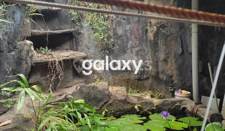 For Sale House on Jl Puri Anjasmoro West Semarang 2